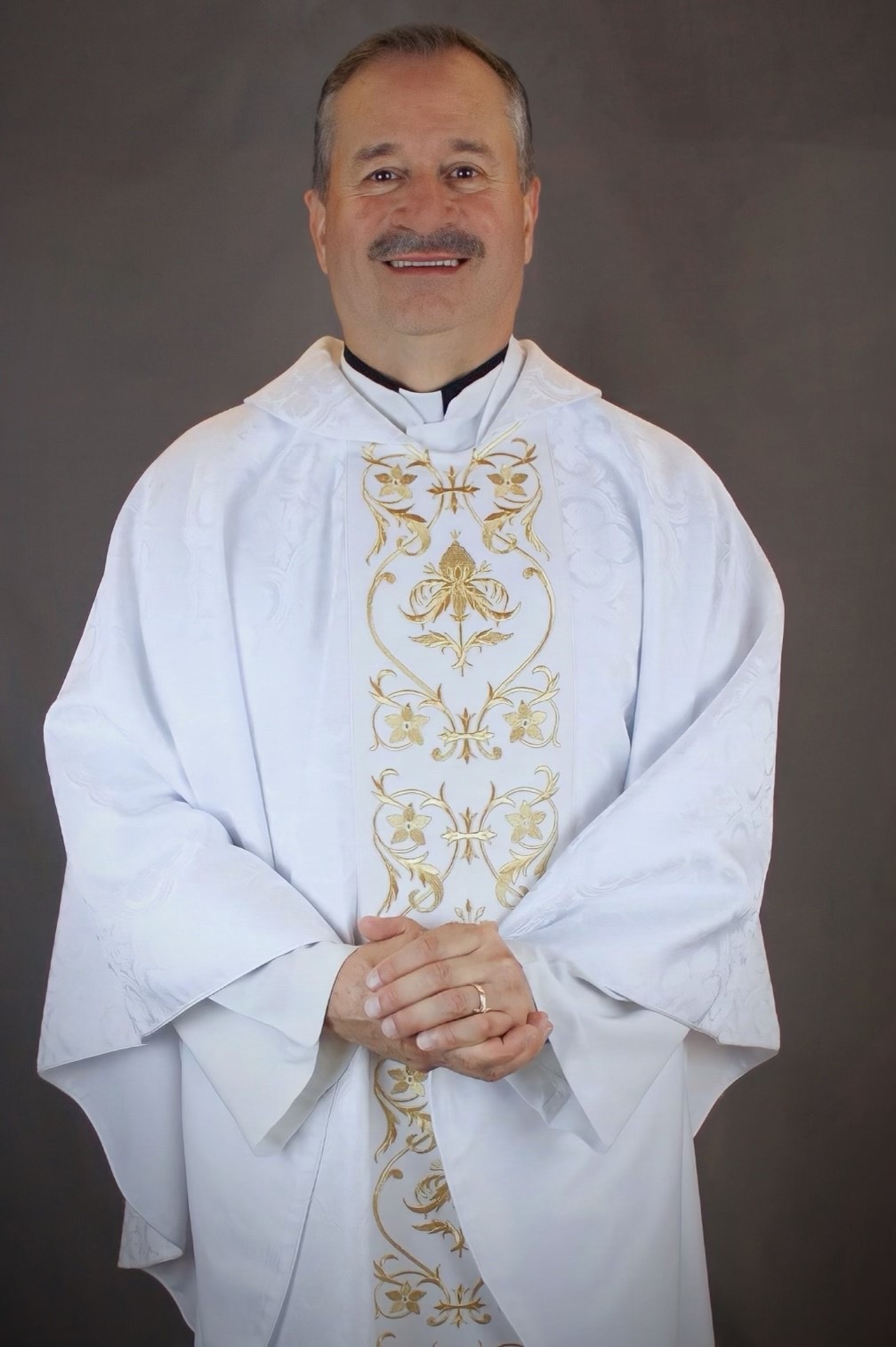 Rev. Raul Valdez - Pastor Fr. Raul Valdez